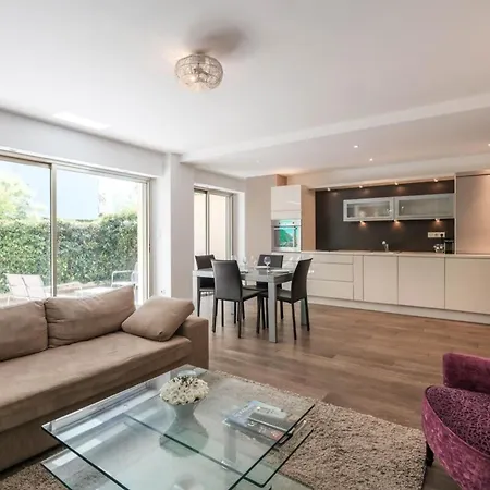 Apartment Wdf Two Bedrooms In The Heart Of Cannes!! Cannes