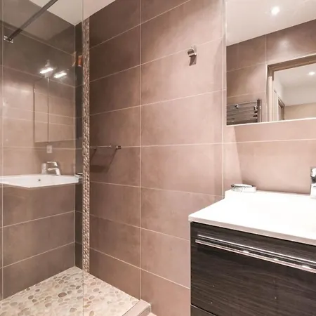 Wdf Two Bedrooms In The Heart Of Cannes!! Cannes